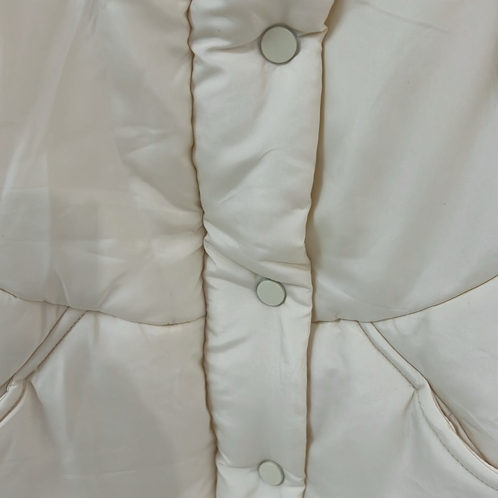 Heyson Puffer Vest - Picture 3 of 5
